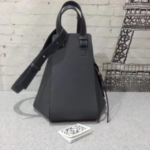 LOEWE HAMMOCK BAG MEDIUM<br>로에베 해먹백 미듐<br>[32x29x15cm]