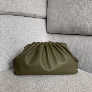 BOTTEGA VENETA BUTTER CARF POUCH <br>보테가 베네타 버터 카프 파우치