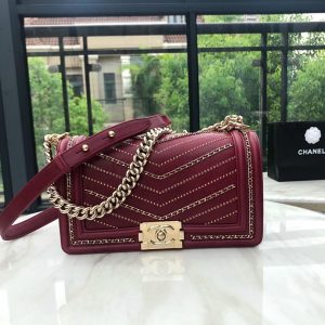 CHANEL BOY FLAP BAG <br>샤넬 보이 플랩 백<br>[25cm 이태리 송아지가죽]