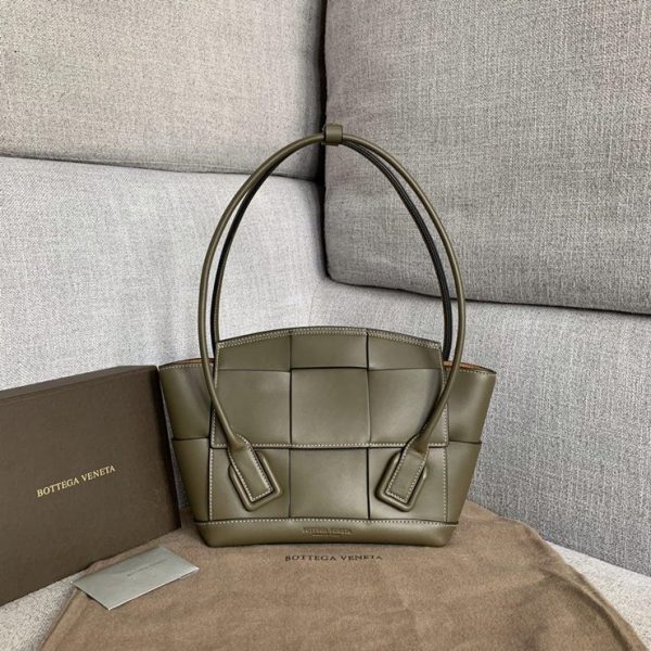 BOTTEGA VENETA ARCO BAG 보테가 베네타 아르코 백