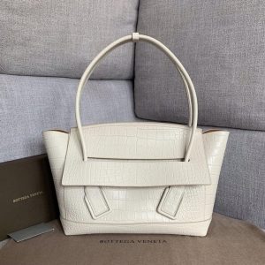 BOTTEGA VENETA ARCO BAG <br>보테가 베네타 아르코 백(L사이즈)