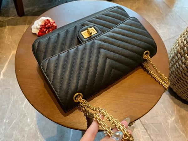 CHANEL 2.55 FLAP BAG 샤넬 2.55 플랩 백