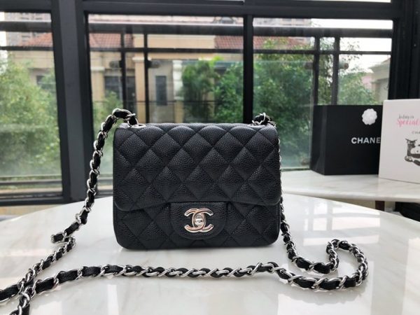 CHANEL CLASSIC FLAP BAG 샤넬 클래식 플랩 백