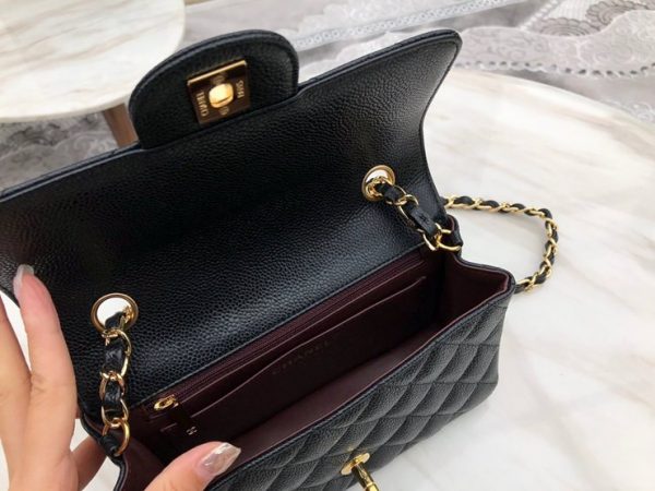 CHANEL CLASSIC FLAP BAG 샤넬 클래식 플랩 백