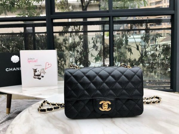 CHANEL CLASSIC FLAP BAG 샤넬 클래식 플랩 백