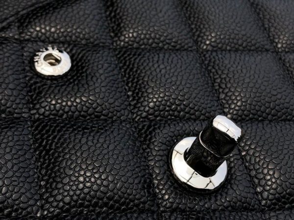 CHANEL CLASSIC FLAP BAG 샤넬 클래식 플랩 백