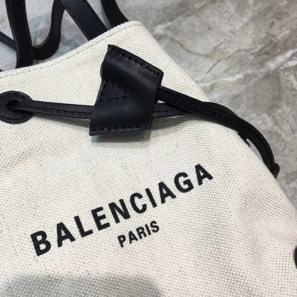 BALENCIAGA NAVY CABAS BAG 발렌시아가 네이비 카바스 백