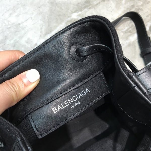 BALENCIAGA NAVY CABAS BAG 발렌시아가 네이비 카바스 백