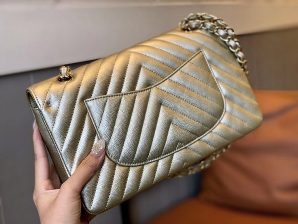 CHANEL CLASSIC FLAP BAG 샤넬 클래식 플랩 백