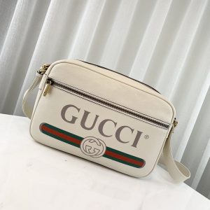 GUCCI LOGO PRINT CROSS BAG<br>구찌 로고 프린트 크로스백<br>[33.5×23.5×9.5cm 이태리가죽]