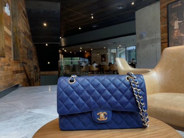 CHANEL CLASSIC FLAP BAG 샤넬 클래식 플랩 백