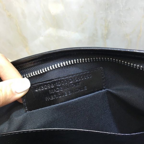 BALENCIAGA GRAFFITI CLASSIC CLUTCH 발렌시아가 그래피티 클래식 클러치