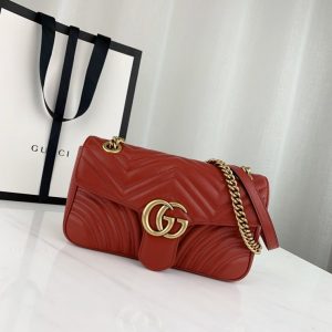 GUCCI GG MARMONT SHOULDER BAG<br>구찌 GG 마몬트 숄더백<br>[26x15x7cm 이태리송아지가죽]