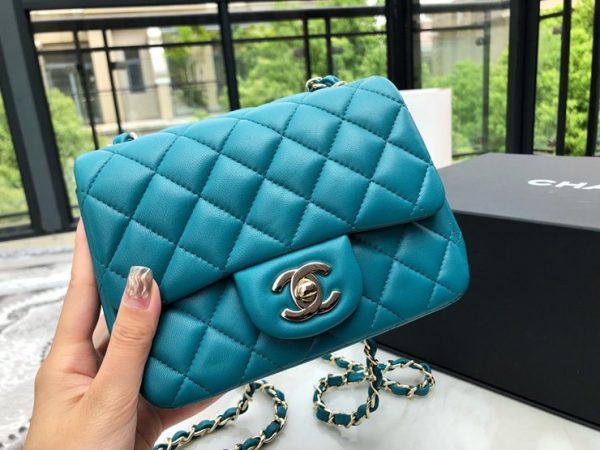 CHANEL CLASSIC FLAP BAG 샤넬 클래식 플랩 백