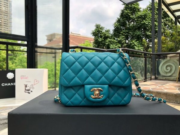 CHANEL CLASSIC FLAP BAG 샤넬 클래식 플랩 백