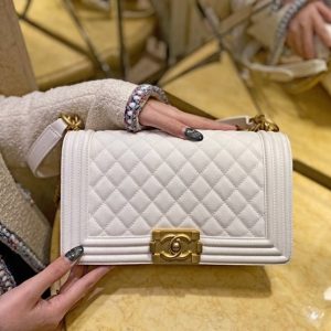 CHANEL BOY FLAP BAG <br>샤넬 보이 플랩 백<br>[25cm 정품가죽]