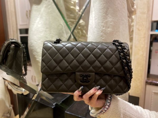 CHANEL CLASSIC FLAP BAG 샤넬 클래식 플랩 백