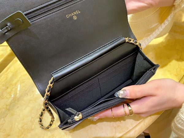 CHANEL BOY WOC BAG 샤넬 보이 WOC 백