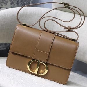 DIOR 30MONTAIGNE SHOULDER BAG<br>디올 30몽테인 숄더백<br>[24x17x8cm 이태리가죽]