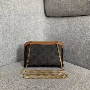 CELINE TRIOMPHE CLUTCH WITH CHAIN BAG <br>셀린느 트리옹프 클러치 체인백