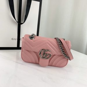 GUCCI GG MARMONT SHOULDER BAG<br>구찌 GG 마몬트 숄더백<br>[22x13x6cm 이태리가죽]