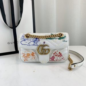 GUCCI GG MARMONT X DISNEY SHOULDER BAG<br>구찌 GG 마몬트 X 디즈니 숄더백<br>[23x14x6cm 이태리가죽]