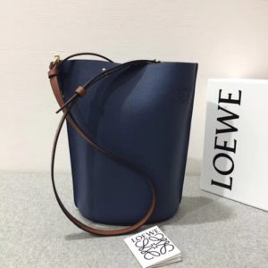 LOEWE GATE BUKET BAG<br>로에베 게이트 버킷 백<br>[19x29x14cm]