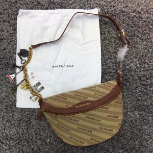 BALENCIAGA LOGO SHOULDER BAG <br>발렌시아가 로고 숄더백