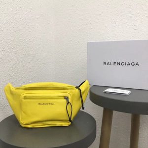 BALENCIAGA LEATHER FANNY PACK <br>발렌시아가 레더 패니 팩