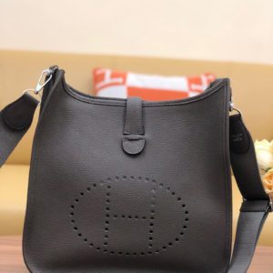 HERMES EVELYNE<br>에르메스 에블린<br>[32cm 토고가죽]