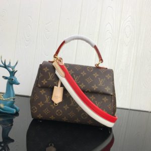 LOUIS VUITTON CLUNY BB BAG<br>루이비통 클루니 BB 백<br>[28x20x10cm 이태리가죽]