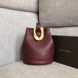 BOTTEGA VENETA DROP BAG <br>보테가 베네타 드롭 백