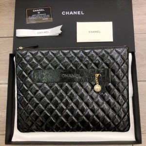 CHANEL LEATHER CASE <br>샤넬 레더 케이스