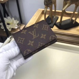 LOUIS VUITTON ENVELOPPE CARTE DE VISITE<br>루이비통 엔벨로프 카르트 드 비지트 남녀공용 명함카드지갑<br><i>10x2cm</i>