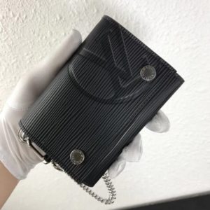 LOUIS VUITTON RIVETS CHAIN WALLET<br>루이비통 리벳 체인 월렛