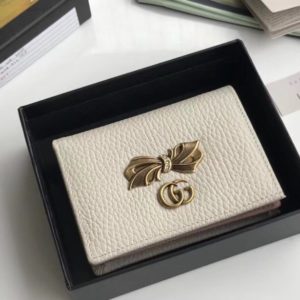 GUCCI RIBBON WALLET<br>구찌 리본 지퍼 반지갑<br><i>11×10.5x2cm</i>