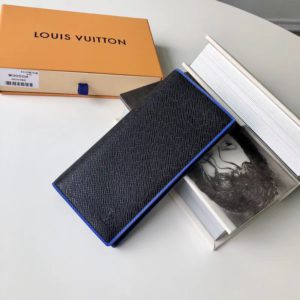 LOUIS VUITTON VRAZZA WALLET<br>루이비통 브라짜 장지갑<br><i>10x19cm</i>