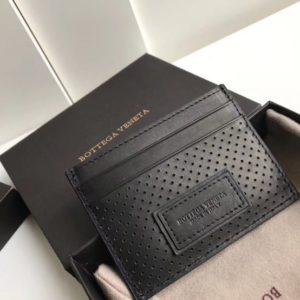 BOTTEGA VENETA CARD CASE<br>보테가 베네타 카드 지갑<br><i>9.5×7.5cm 이태리가죽</i>