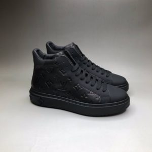 LOUIS VUITTON TIMEOUT SNEAKER BOOT<br>루이비통 타임아웃 스니커즈 부츠<br><i>남녀공용 35-45+제작3일</i>