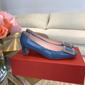 ROGER VIVIER MIDDLE HEEL SHOES<br>로저비비에 미들 힐 슈즈<br><i>35-40 SIZE 굽 4.5cm</i>