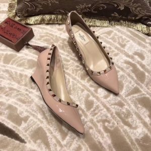 VALENTINO ROCKSTUD SHOES<br>발렌티노 락스터드 슈즈<br><i>35-40 SIZE 굽 4.5cm</i>