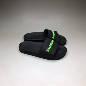 BALENCIAGA TPU SLIPPER<br>발렌시아가 TPU 소재 슬리퍼<br><i>35-45 SIZE</i>