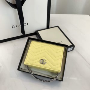 GUCCI GG MARMONT WALLET<br>구찌 GG 마몬트 지갑<br><i>11x8x3cm 이태리가죽</i>