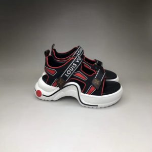 LOUIS VUITTON ARCH LIGHT SPORTY SANDAL<br>루이비통 아치라이트 스포티 샌들<br><i>35-40 SIZE</i>