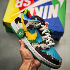 NIKE SB Dunk Low X Ben & Jerry’s<br>나이키 SB 덩크 로우 X 벤 & 제리스<br><i>남여공용 36-45 SIZE 최상급</i>