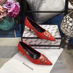 BALENCIAGA VELVET MID HEEL<br>발렌시아가 벨벳 BB 미드힐<br><i>35-39 SIZE 굽높이 4cm</i>