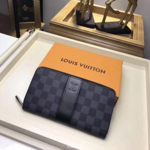 LOUIS VUITTON ZIPPY<br>루이비통 지피 남성용 장지갑<br><i>19x10cm</i>