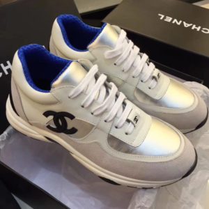 CHANEL CC LOGO SNEAKERS<br>샤넬 CC로고 스니커즈<br><i>36-39 SIZE</i>