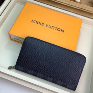 LOUIS VUITTON POCHETTE VOYAGE DAMIER GRAPHITE WALLET<br>루이비통 포세트 지퍼 장지갑<br><i>21X11.5X2cm</i>