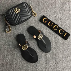 GUCCI LATHER SLIPPER<br>구찌 레더 슬리퍼<br><i>35-40 SIZE 이태리 소가죽</i>